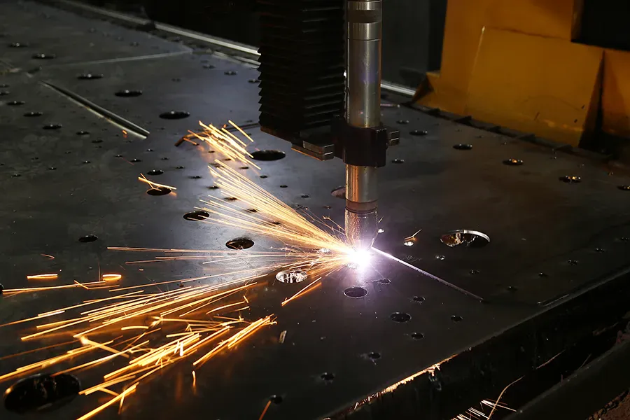 Akabe Enerji CNC Lazer Sac Kesim Teknolojisi